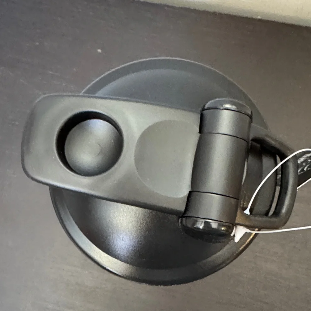 BlenderBottle Pro28 Black Water Bottle - Picture 3 of 4